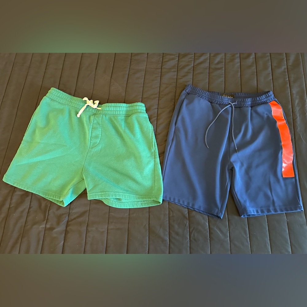 Bundle (2) shorts